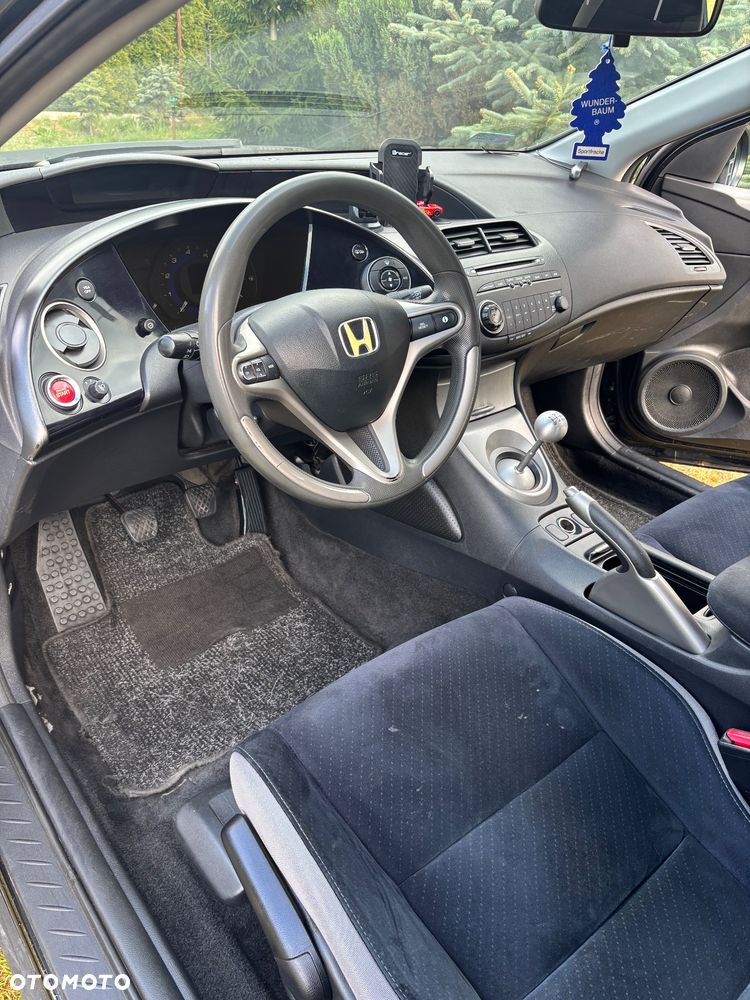 Honda Civic 1.4i-DSi - 8