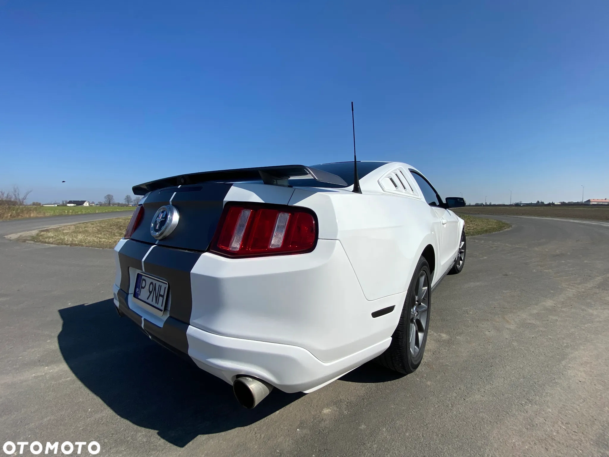 Ford Mustang 3.7 V6 Premium - 8