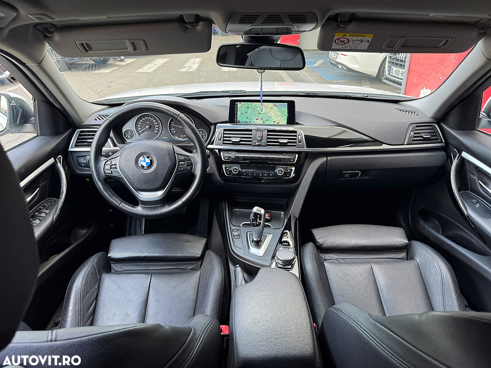 BMW Seria 3 - 11