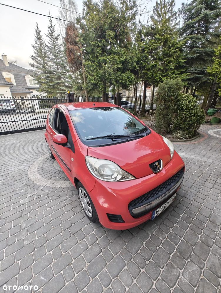 Peugeot 107 1.0 Trendy - 1