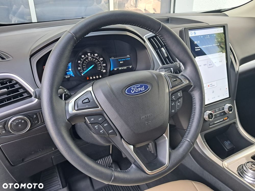 Ford Edge - 15