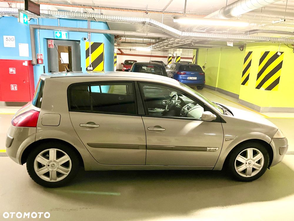 Renault Megane - 2