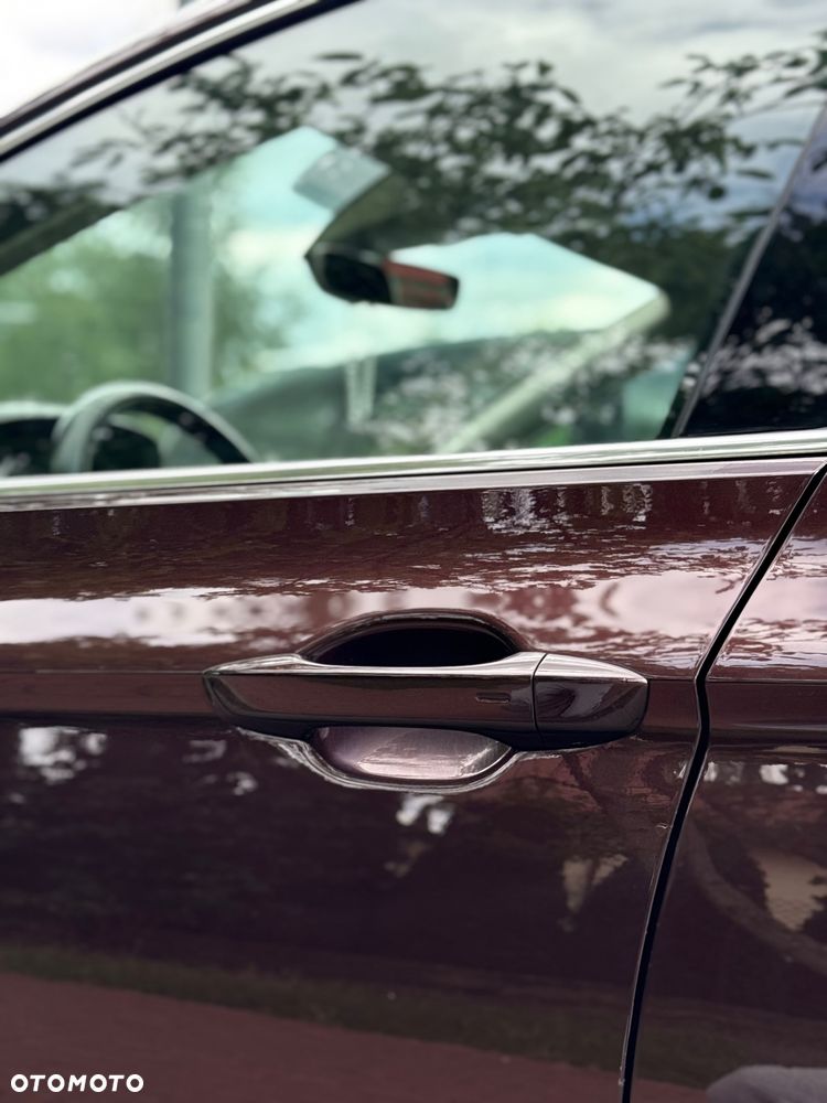 Volkswagen Passat - 27