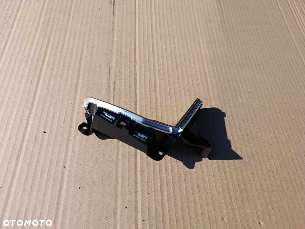 VW TOUAREG III 3 CR7 LISTWA KONSOLI DEKOR DECOR 761857053B - 3