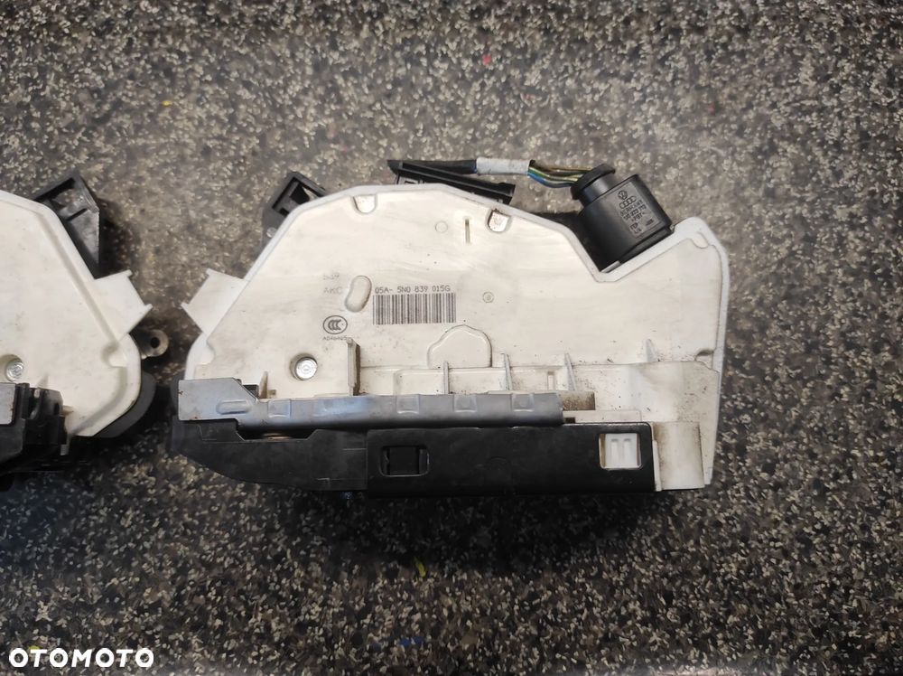 ZAMEK DRZWI PRAWY LEWY TYLNY 5N0839016G 5N0839015G VW TIGUAN SKODA SUPERB 2 FABIA 2 SPRAWNY WYSYŁKA !!!!!! - 3