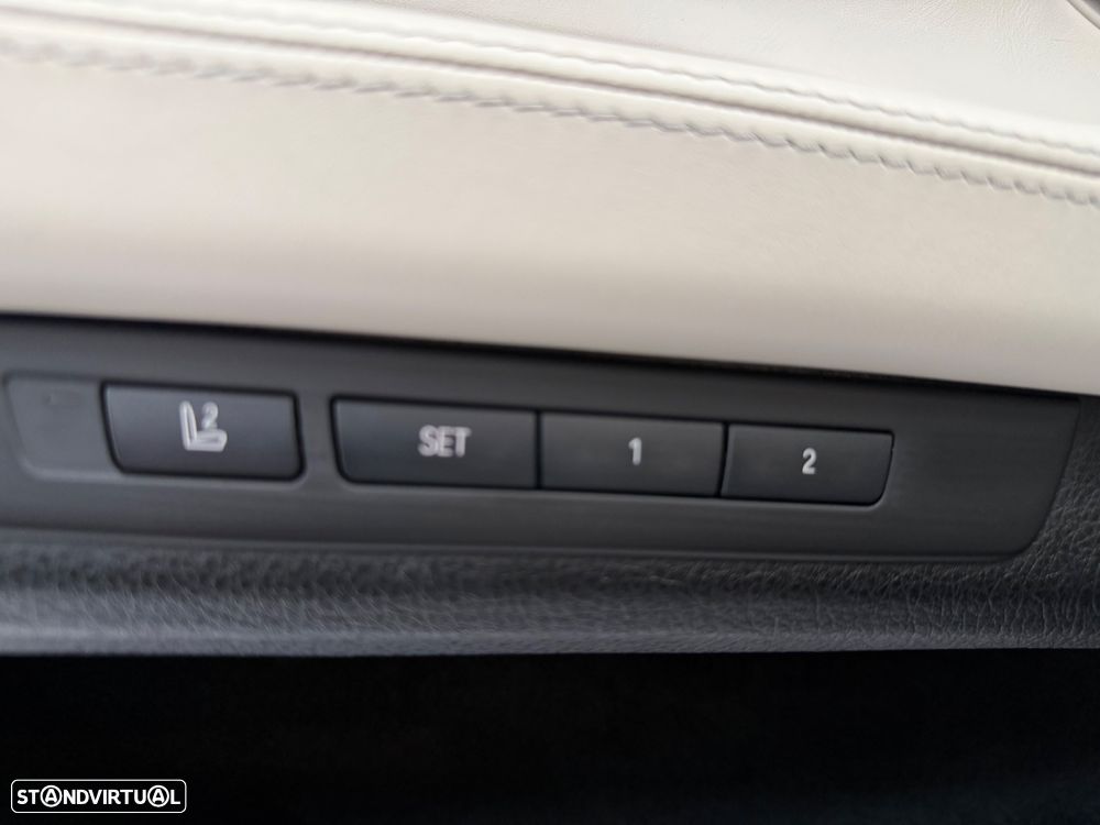 BMW 740 d - 40
