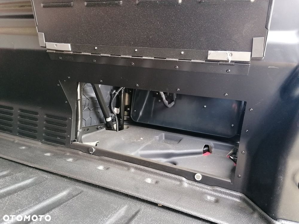 Ford CUSTOM VAN LIMITED - 19