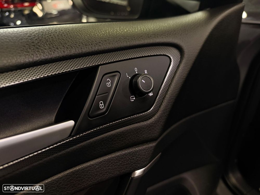 VW Golf GTI TCR 2.0 TSI OPF DSG - 23