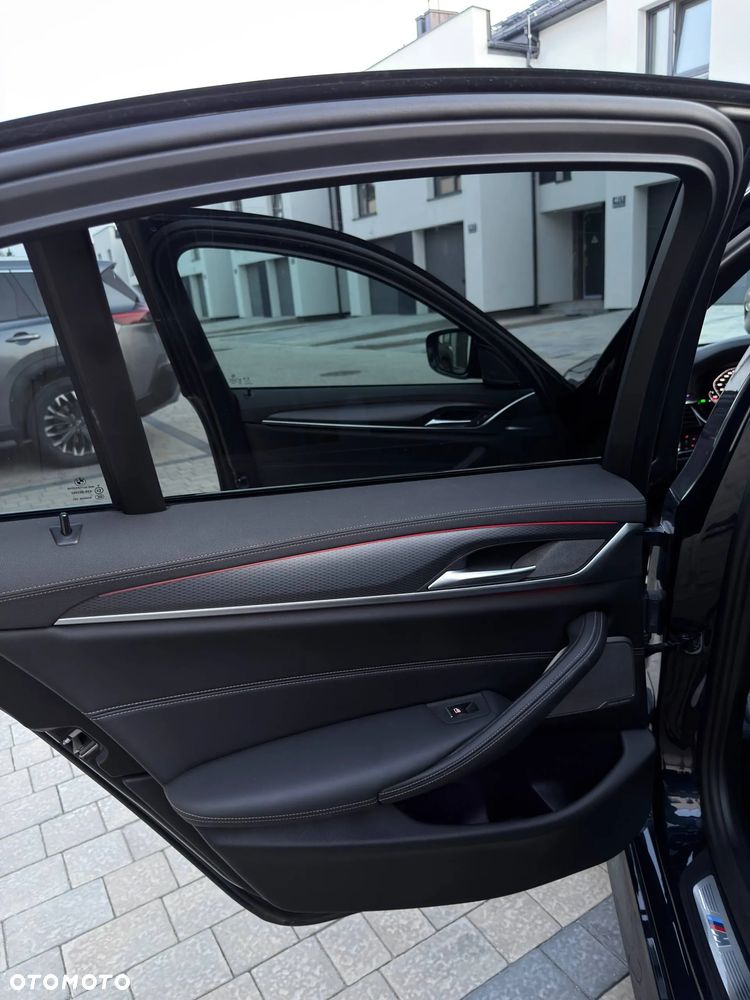 BMW Seria 5 - 32