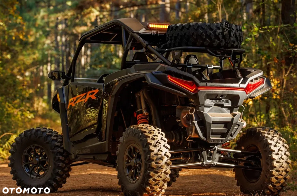Polaris RZR - 8