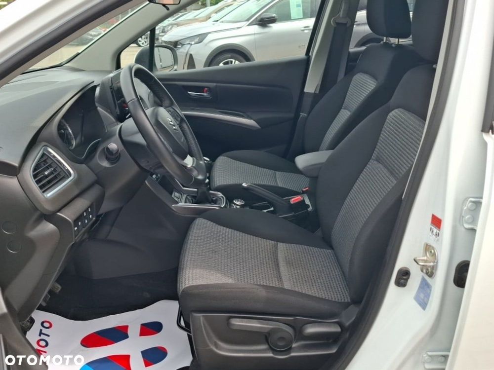 Suzuki SX4 S-Cross - 11