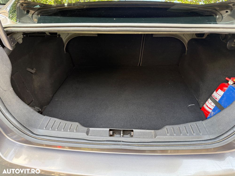 Ford Focus 1.6 TDCi DPF Trend - 23