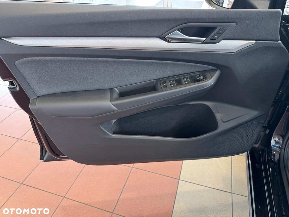 Volkswagen Golf 1.5 TSI Life Plus - 12