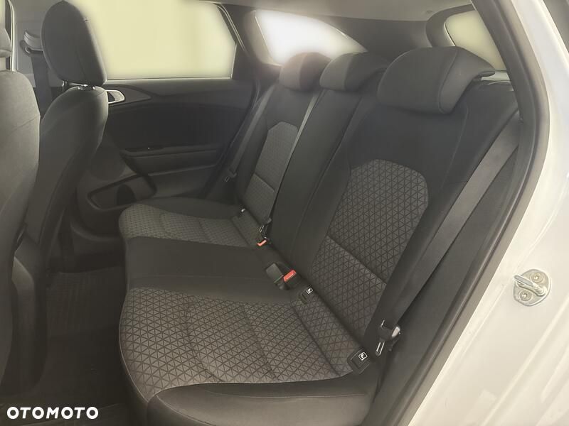 Kia Ceed - 18