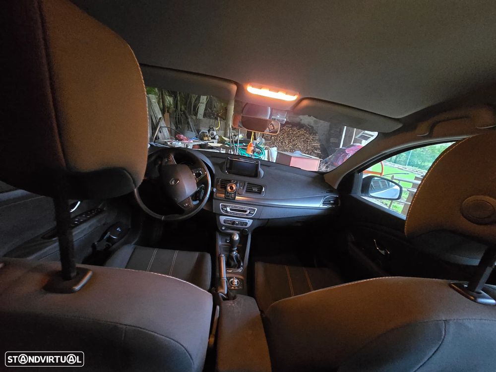 Renault Mégane ENERGY dCi 110 Start & Stop Dynamique - 11