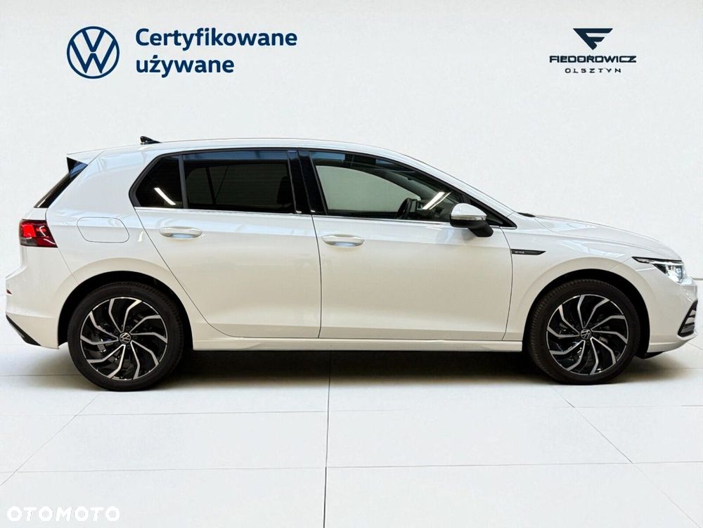 Volkswagen Golf - 2