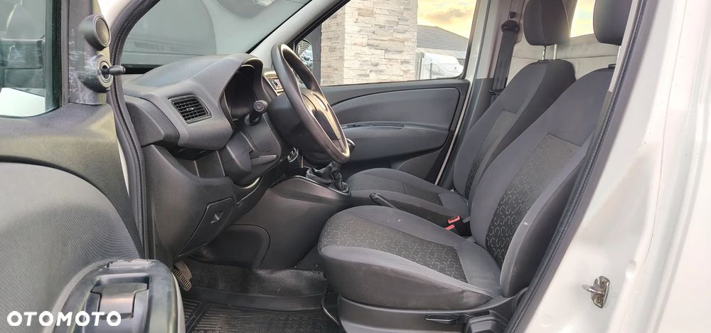 Fiat DOBLO - 13