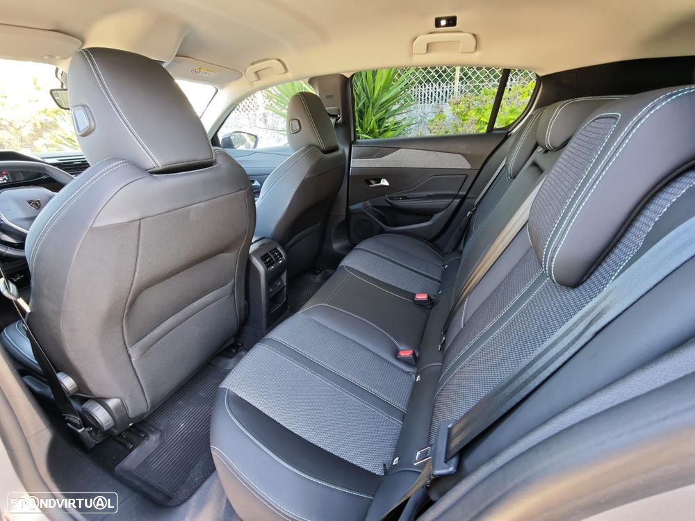 Peugeot 308 1.5 BlueHDi Allure EAT8 - 39