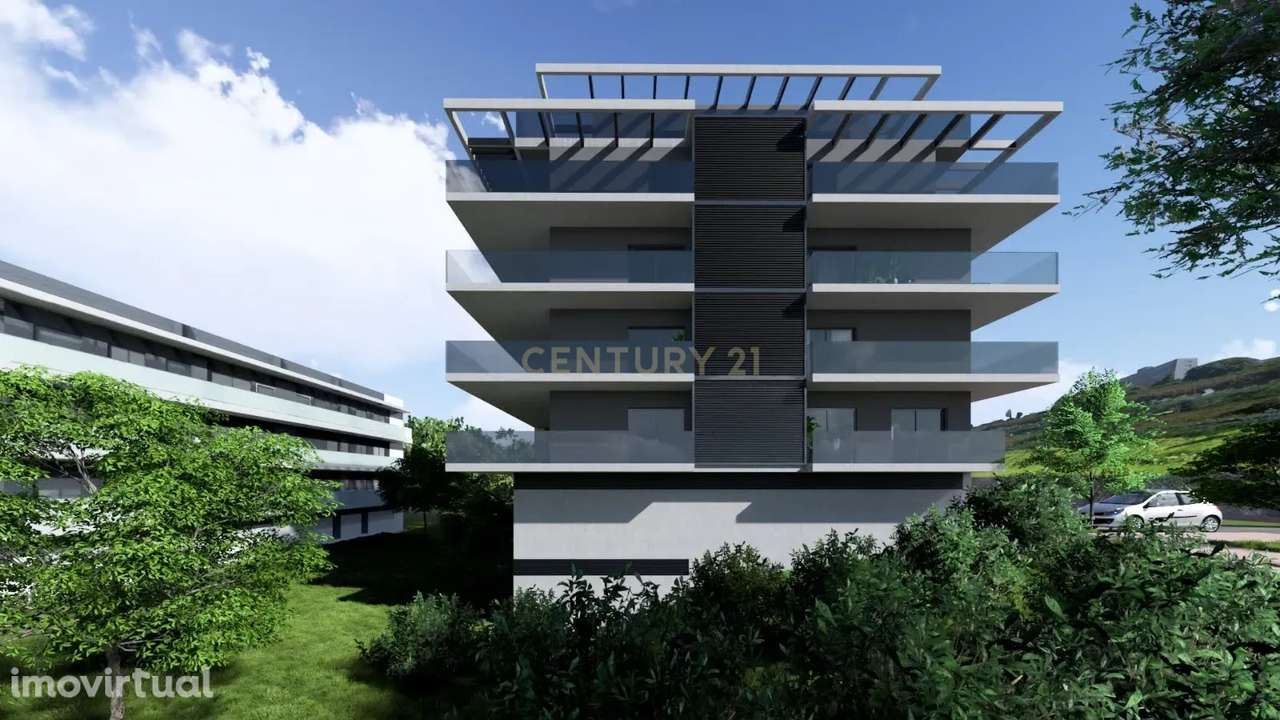 Cobertura T3 de luxo, com amplas varandas, áreas generosas e excelente - Grande imagem: 2/9