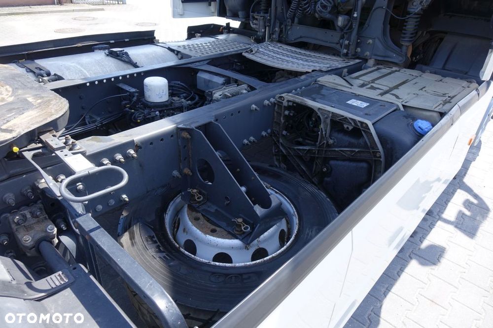 Volvo FH 500 GLOBETROTTER / EURO 6 / STANDARD / AUTOMAT / KLIMATYZACJA POSTOJOWA / LODÓWKA - 14