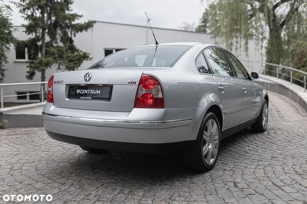 Volkswagen Passat 1.9 TDI - 10