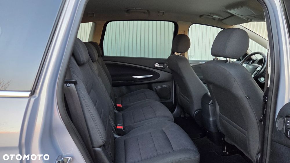 Ford S-Max 2.0 TDCi DPF Titanium X - 19