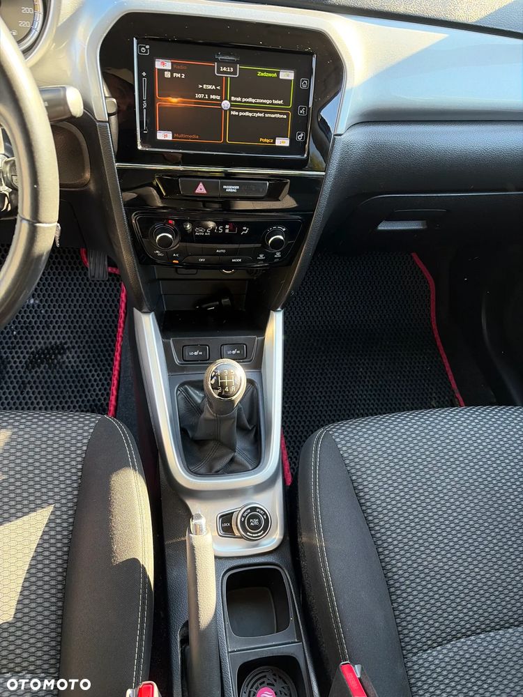 Suzuki Vitara 1.6 Premium 4WD - 8