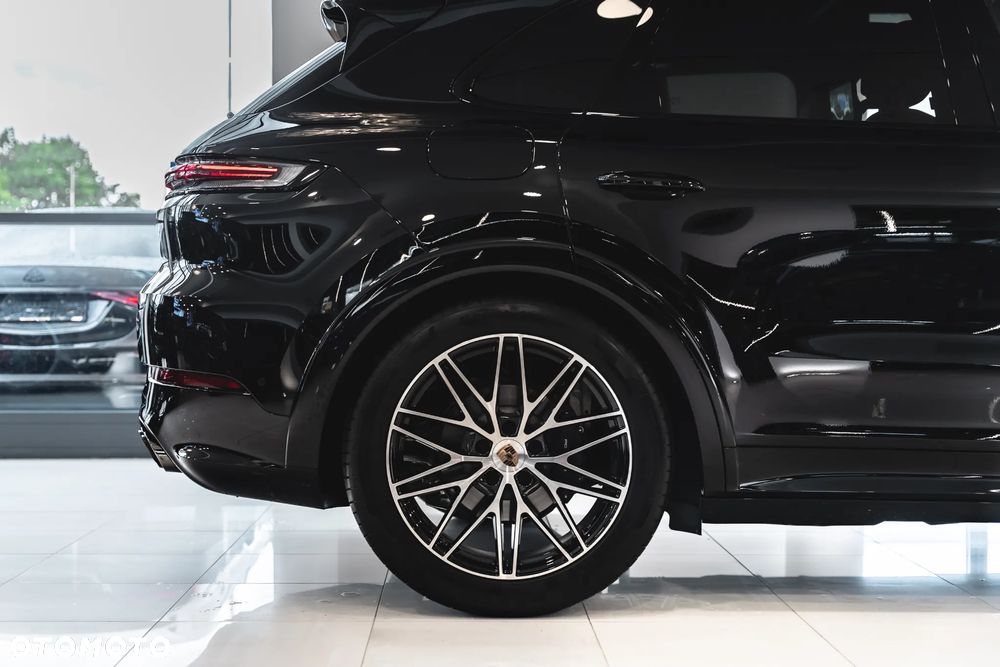Porsche Cayenne Black Edition - 12