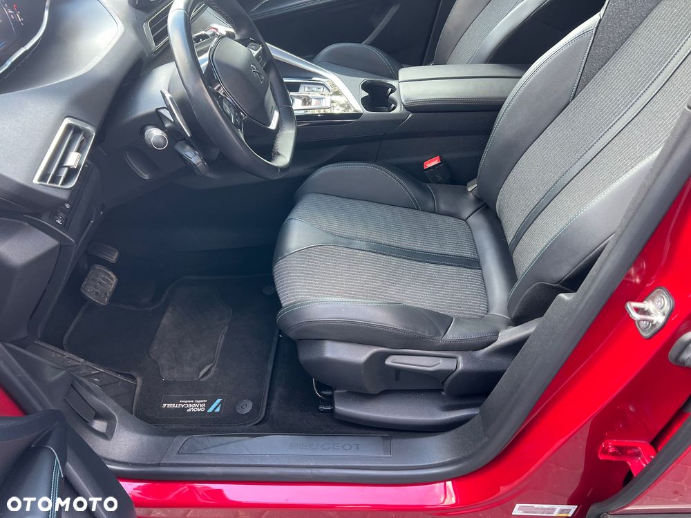 Peugeot 3008 - 16