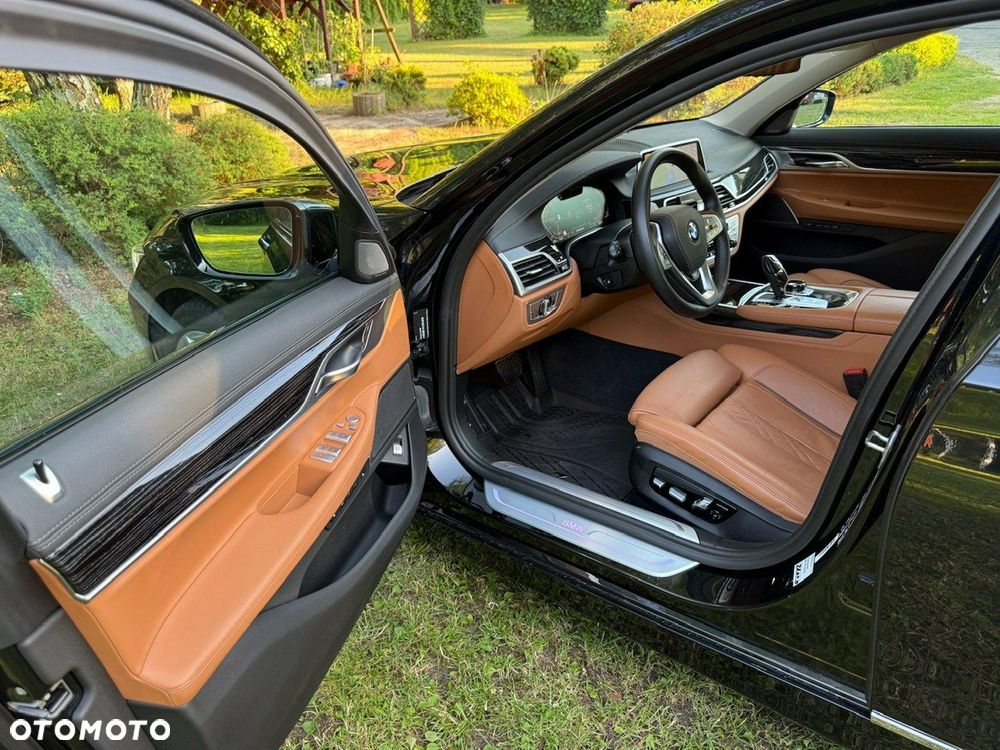 BMW Seria 7 - 14