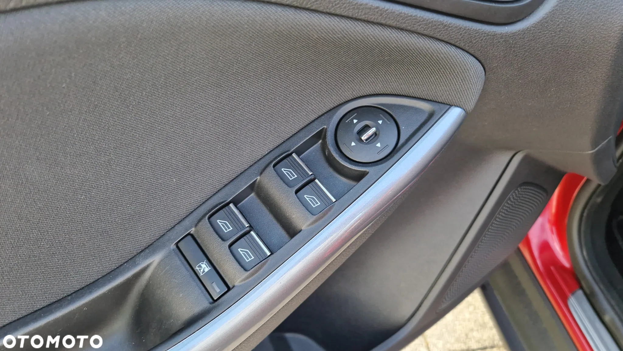 Ford Focus 1.6 TDCi DPF Titanium - 27