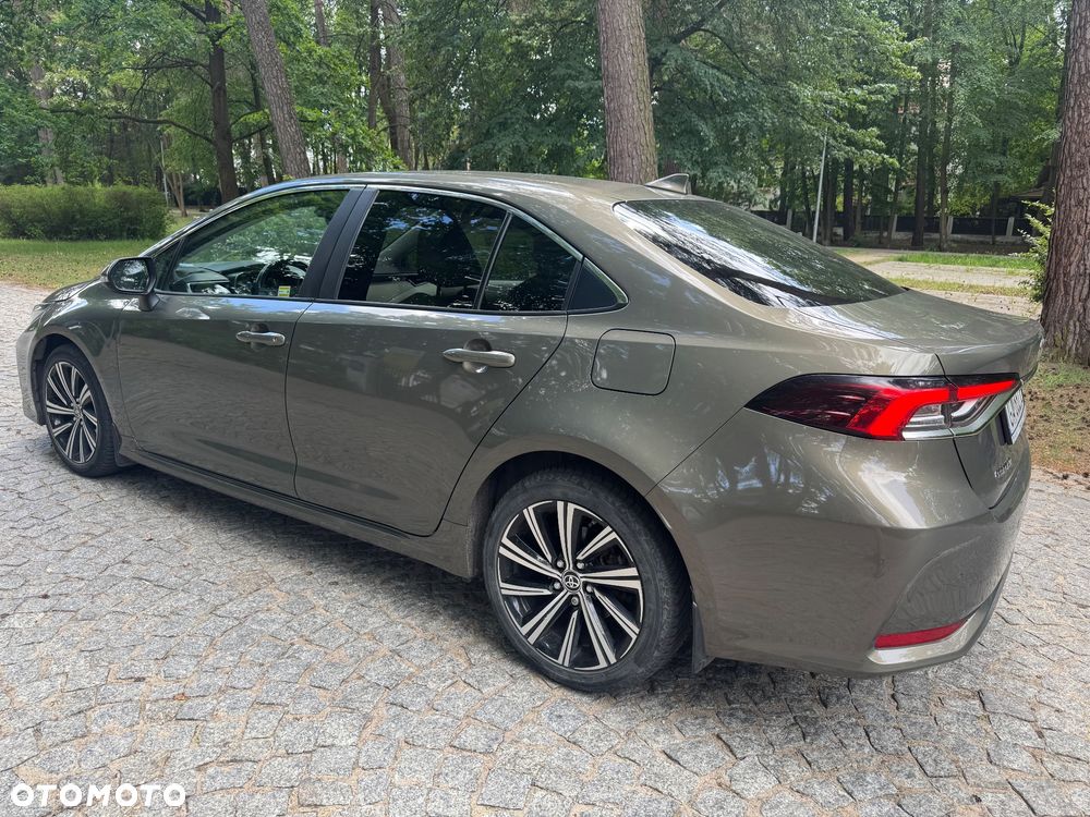 Toyota Corolla 1.8 Hybrid Comfort - 9