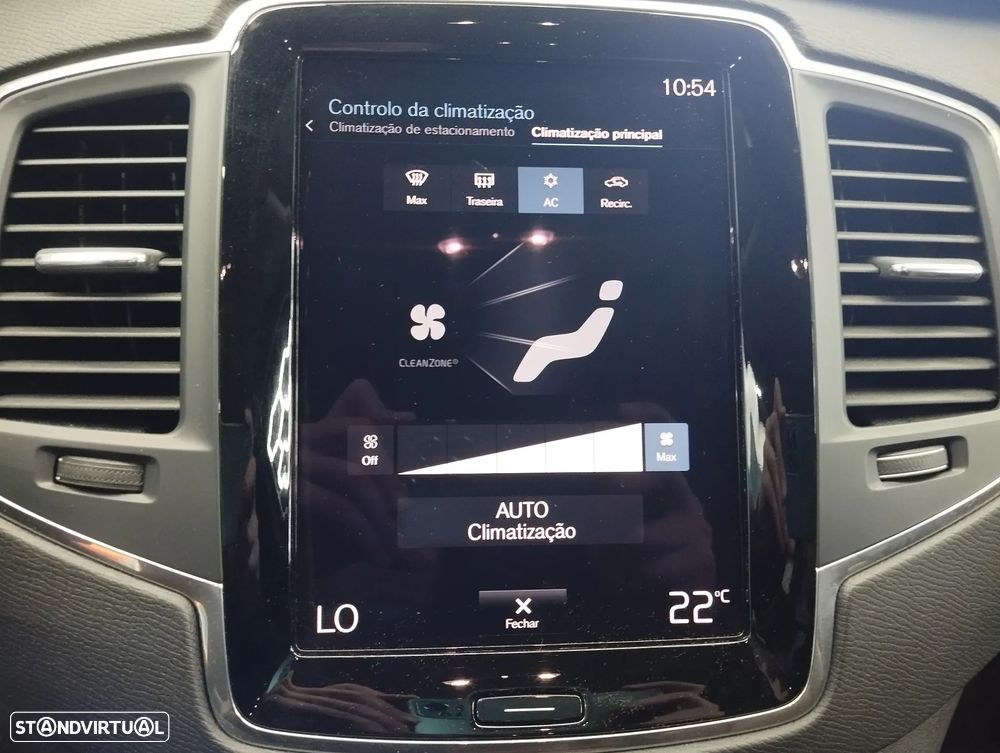 Volvo XC 90 2.0 B5 Momentum Plus AWD - 28