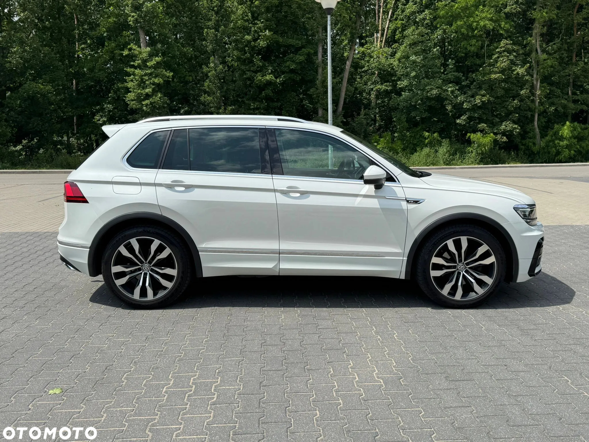 Volkswagen Tiguan 2.0 TDI SCR 4MOTION (BlueMotion Techn.) DSG Highline - 6