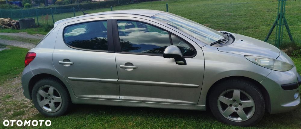 Peugeot 207 1.4 - 2