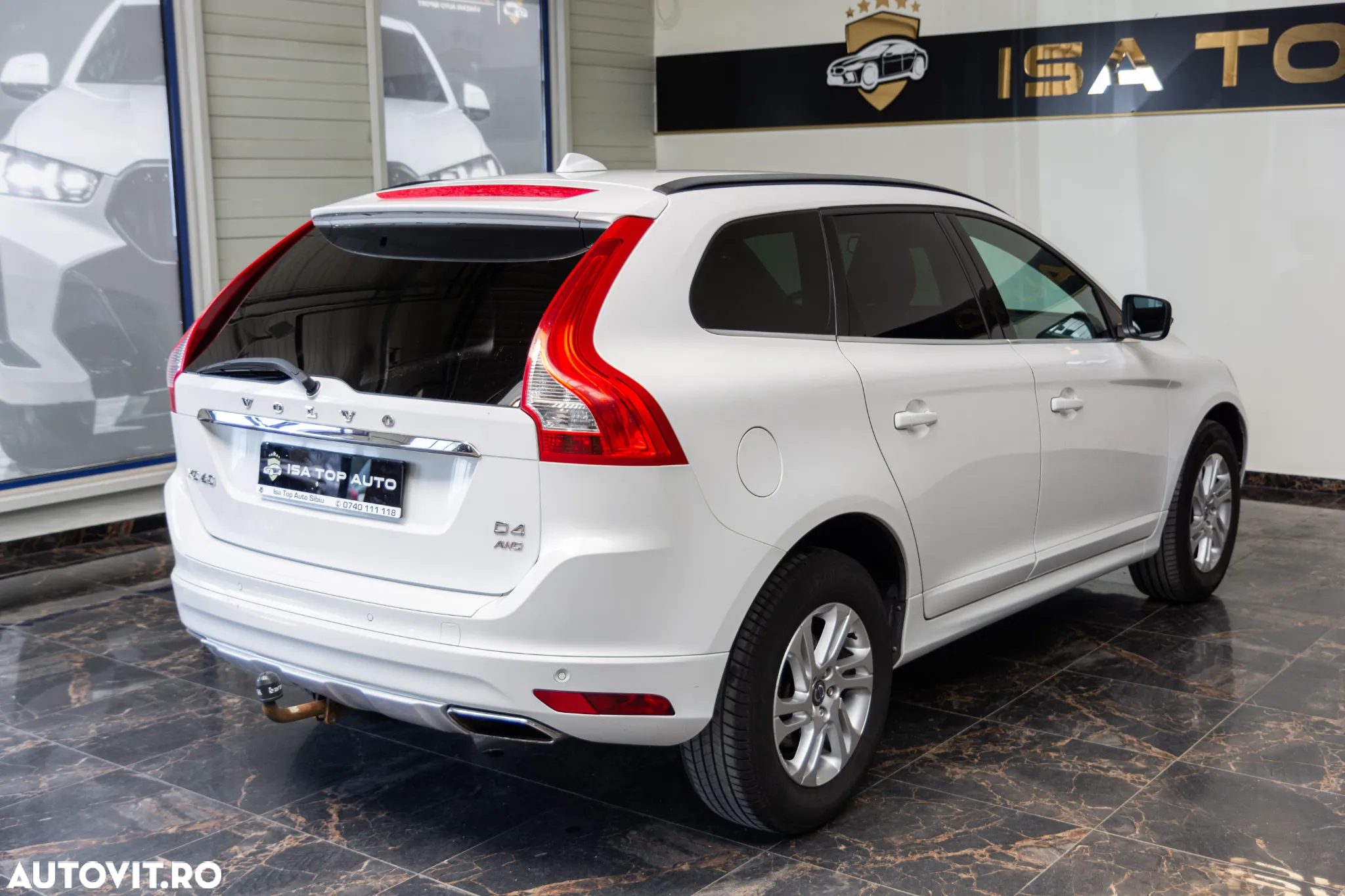Volvo XC 60 D4 AWD Momentum - 31