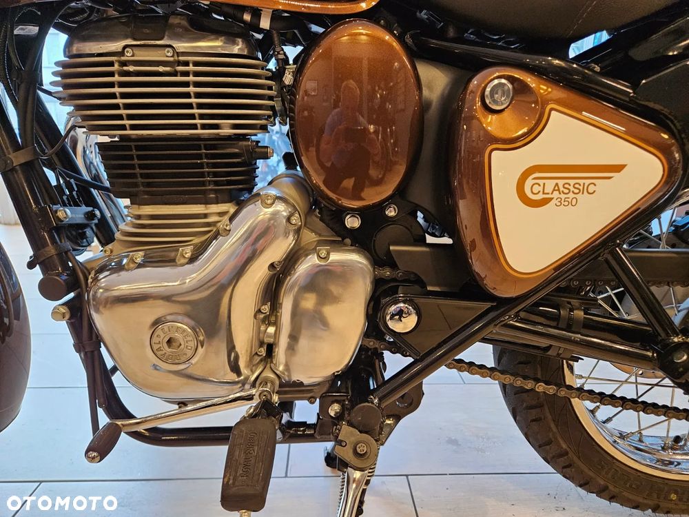 Royal Enfield Classic - 12