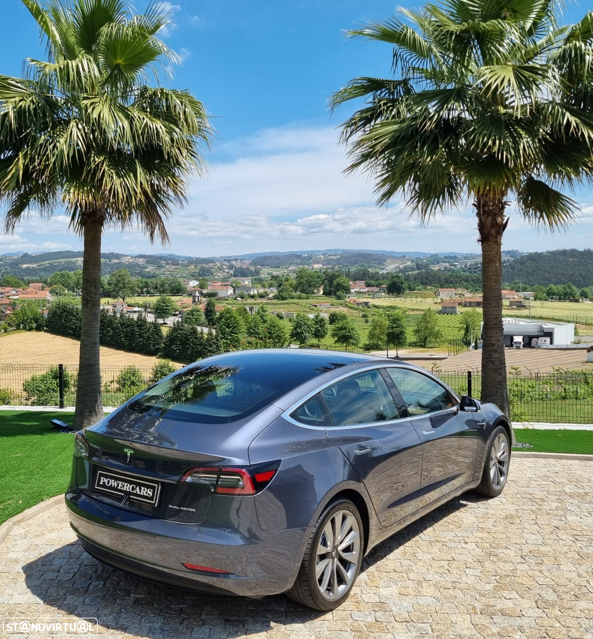 Tesla Model 3 Long-Range Dual Motor AWD - 11