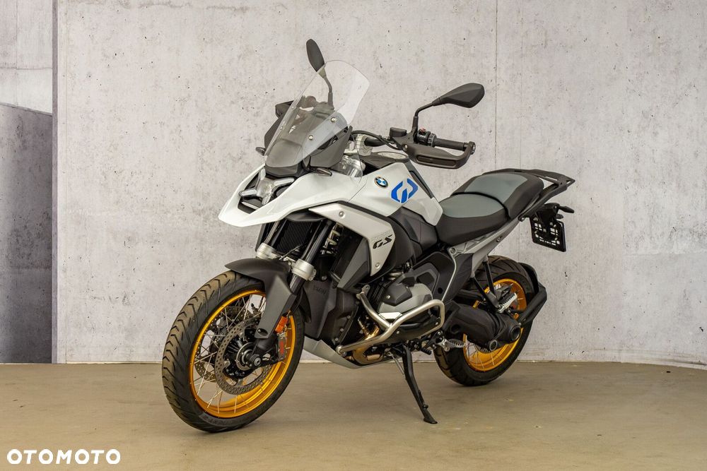BMW R - 3