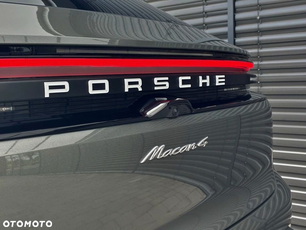 Porsche Macan - 12