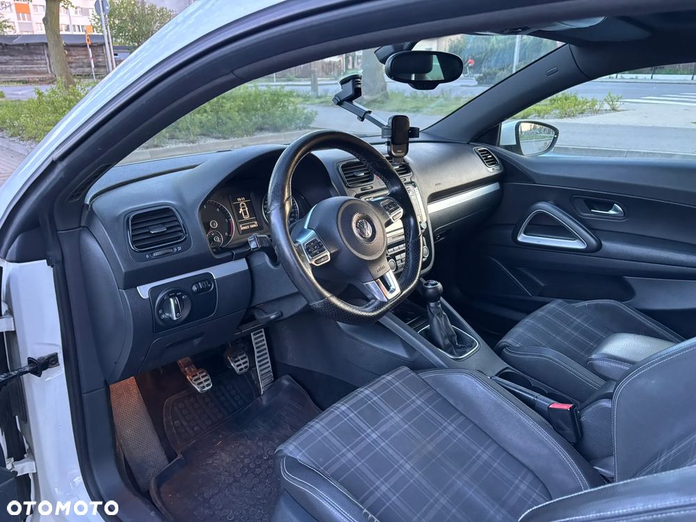 Volkswagen Scirocco 2.0 TDI - 6