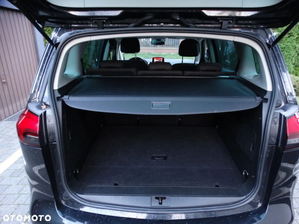 Opel Zafira - 13