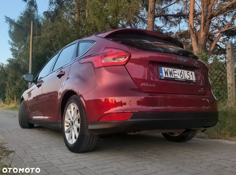 Ford Focus 2.0 16V Sport - 3