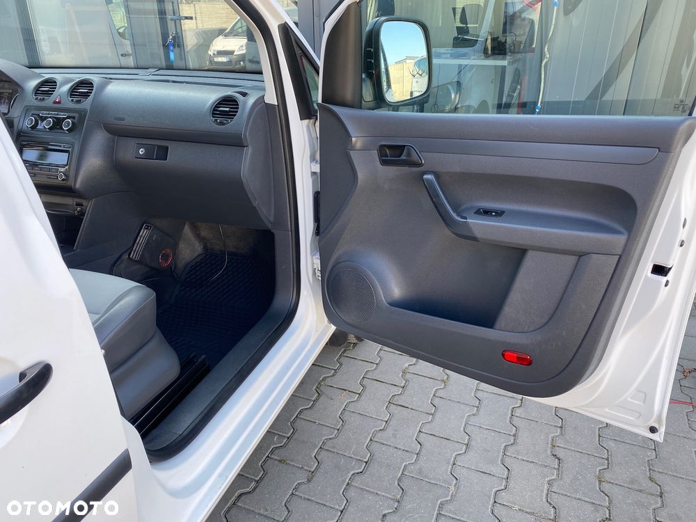 Volkswagen CADDY - 17