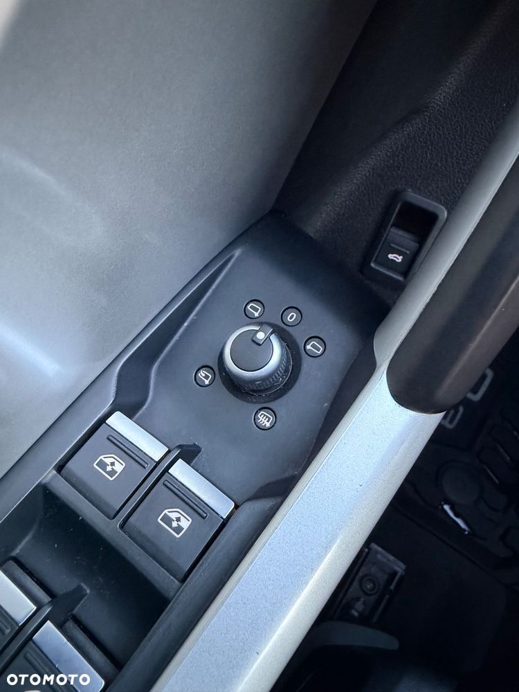 Audi Q3 40 TDI Quattro S Line S tronic - 33
