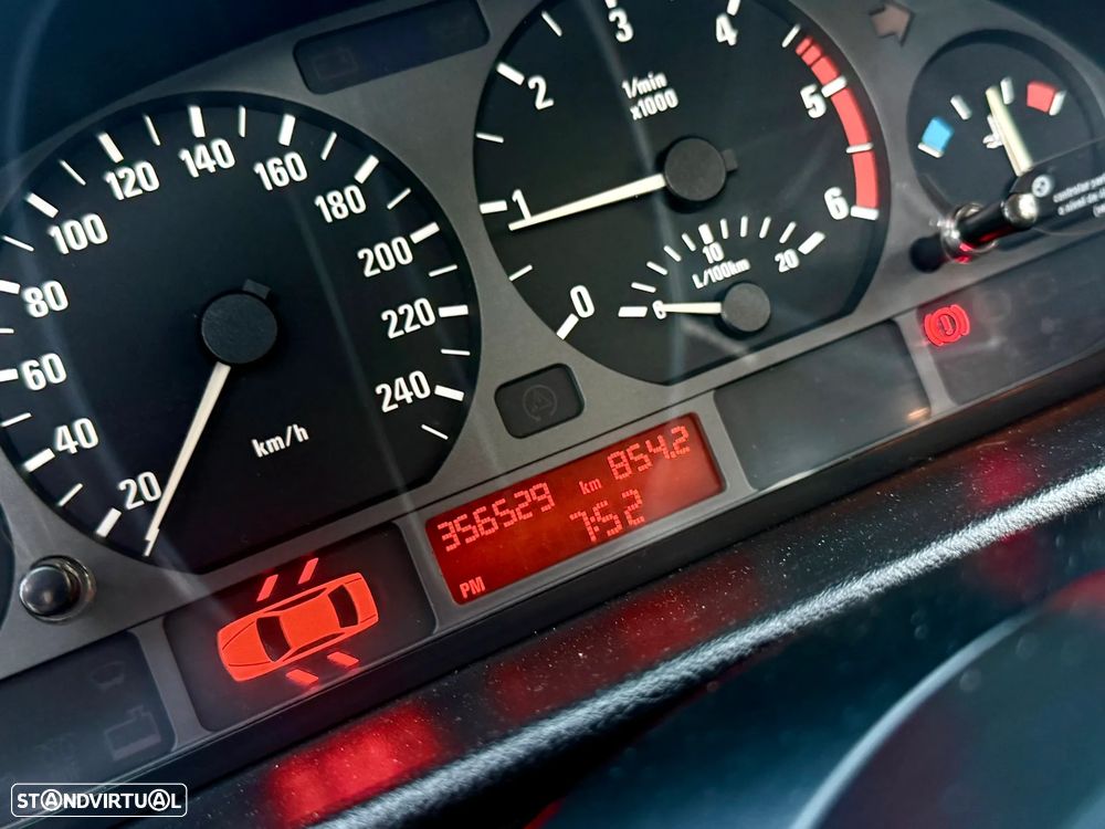 BMW 320 d - 13