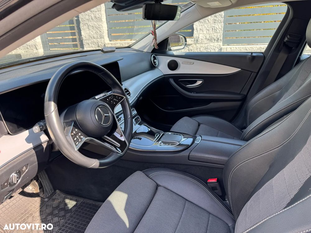 Mercedes-Benz E 300 T-Modell Aut - 8