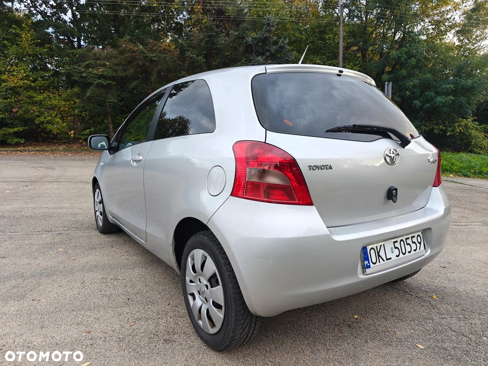 Toyota Yaris 2006 photo 5