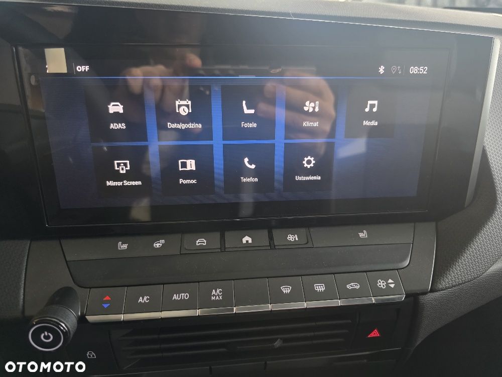 Opel Astra 1.2 T Business Edition S&S - 9