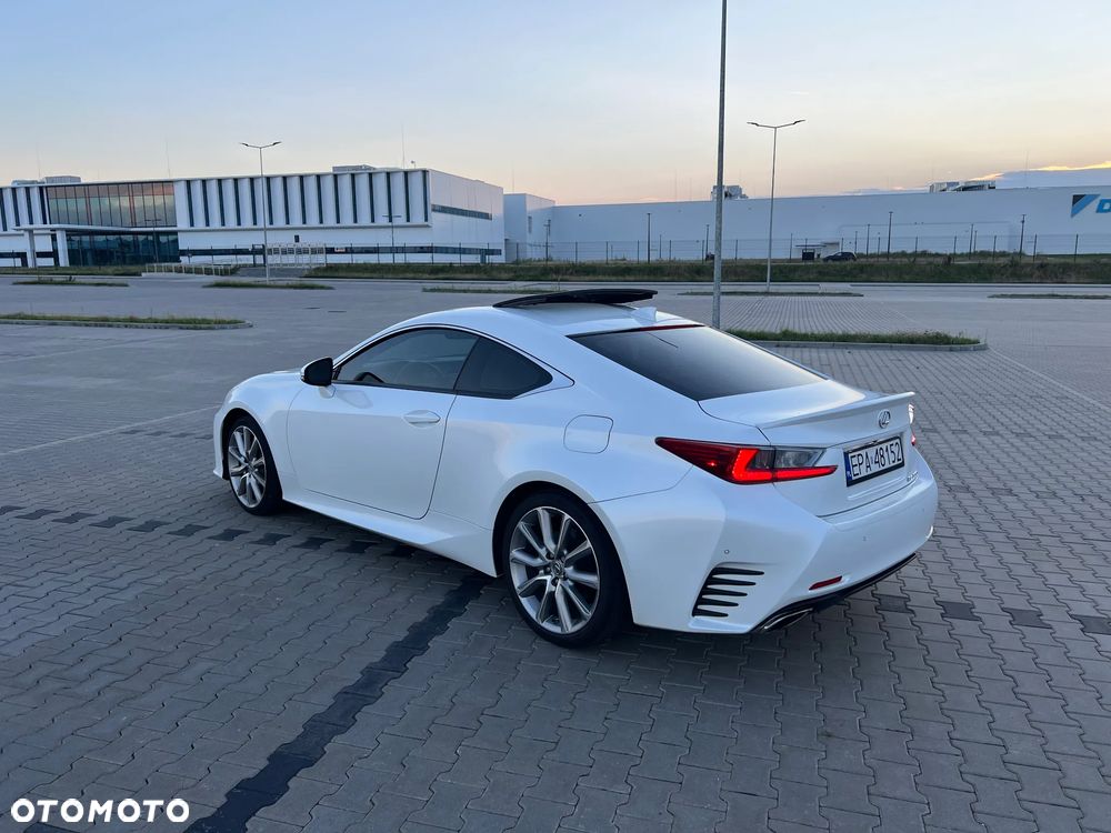 Lexus RC - 3